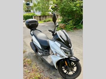 SYM GTS 125