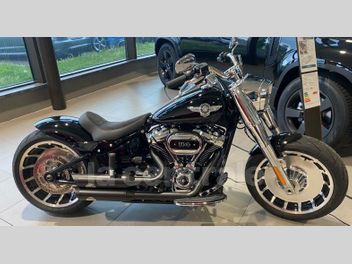 HARLEY DAVIDSON SOFTAIL STREET BOB 1868 ABS