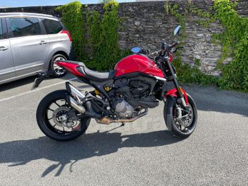 DUCATI HYPERMOTARD 939
