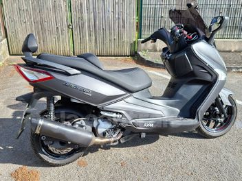 SYM GTS 300 EFI