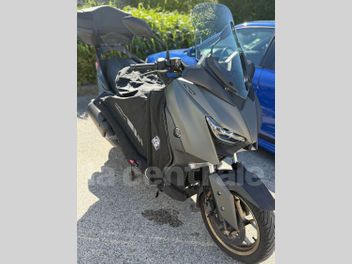 YAMAHA TRICITY 300