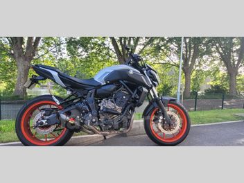 YAMAHA MT-07 700