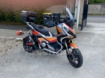 HONDA X-ADV 750