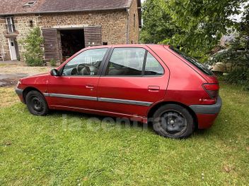 PEUGEOT 
