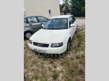 AUDI 