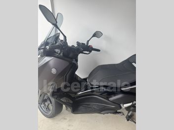 YAMAHA X-MAX 125