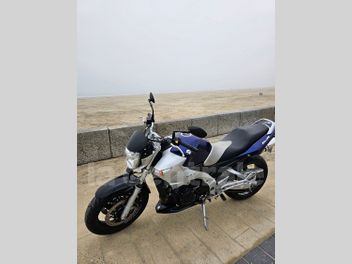 SUZUKI GSR 600
