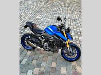 SUZUKI GSX-S 1000
