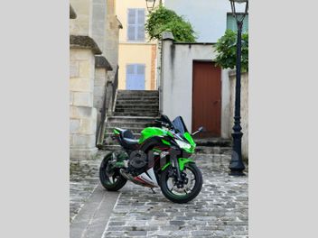 KAWASAKI NINJA 650