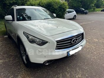INFINITI 