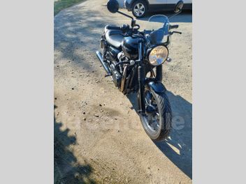 TRIUMPH STREET TWIN 900