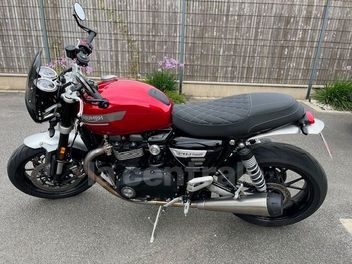 TRIUMPH SPEED TWIN 1200