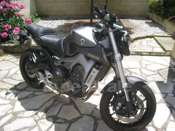 YAMAHA MT-09 850