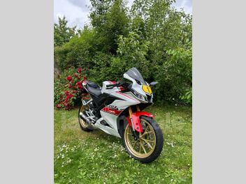 YAMAHA YZF R125 125