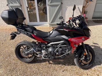 YAMAHA TRACER 900