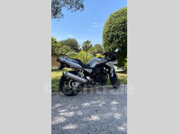 YAMAHA YZF R6 600