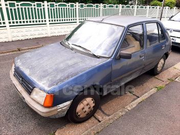 PEUGEOT 