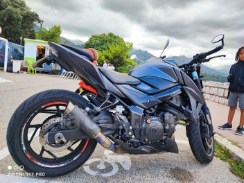 SUZUKI GSR 750 ABS L1