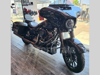 HARLEY DAVIDSON CVO STREET GLIDE 1923