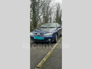 RENAULT 
