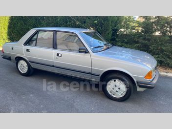 PEUGEOT 