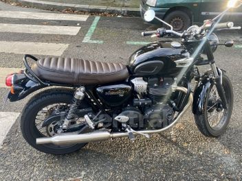 TRIUMPH BONNEVILLE 900 T100