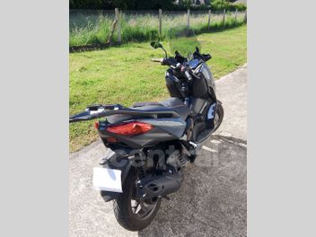 YAMAHA X-MAX 125
