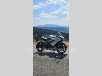 TRIUMPH DAYTONA 660