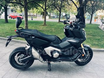 HONDA X-ADV 750