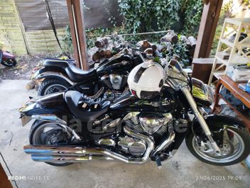KAWASAKI VN 900