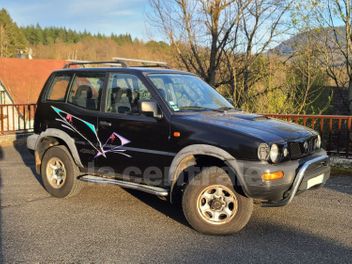 NISSAN TERRANO 2 II COURT 2.4 S