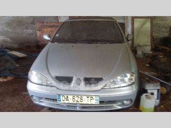 RENAULT 