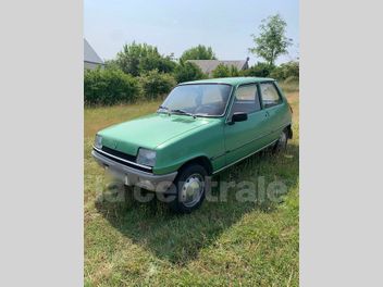 RENAULT 