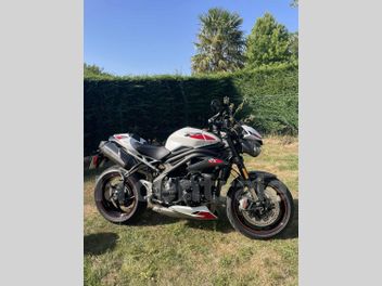 TRIUMPH SPEED TRIPLE 1050 RS
