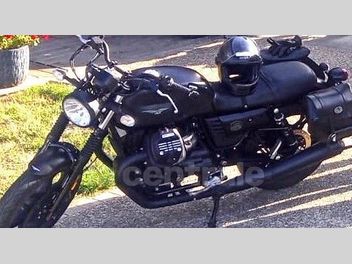 MOTO GUZZI V7 (3) 750 STONE