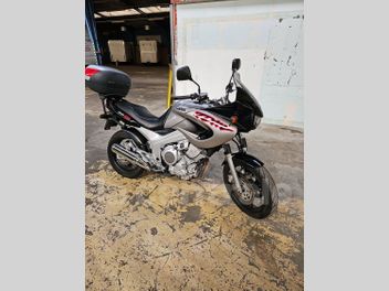 YAMAHA TDM 850