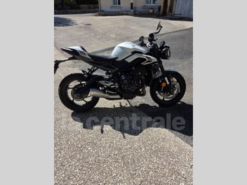 TRIUMPH STREET TRIPLE 765 R