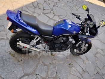 YAMAHA FZS 600 FAZER S