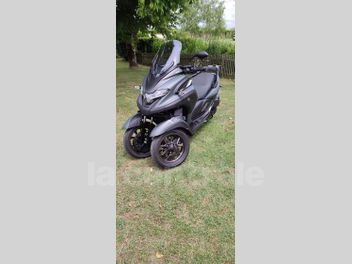 YAMAHA TRICITY 300