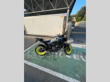 YAMAHA MT-07 690