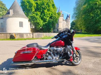 HARLEY DAVIDSON TOURING STREET GLIDE 1745