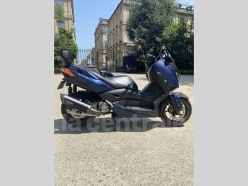 YAMAHA X-MAX 125