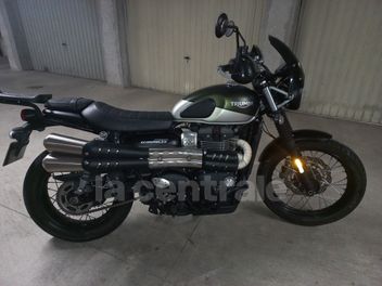 TRIUMPH STREET TWIN 900