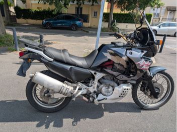 HONDA XRV 750 AFRICA TWIN