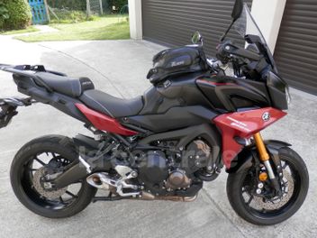 YAMAHA NIKEN 900