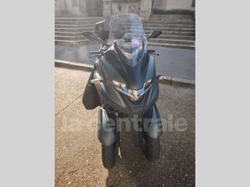 YAMAHA TRICITY 300