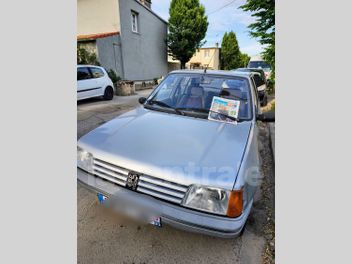 PEUGEOT 