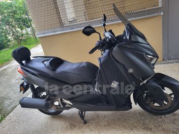 YAMAHA X-MAX 125