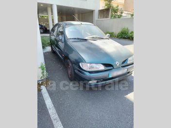 RENAULT 