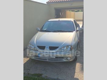 RENAULT 